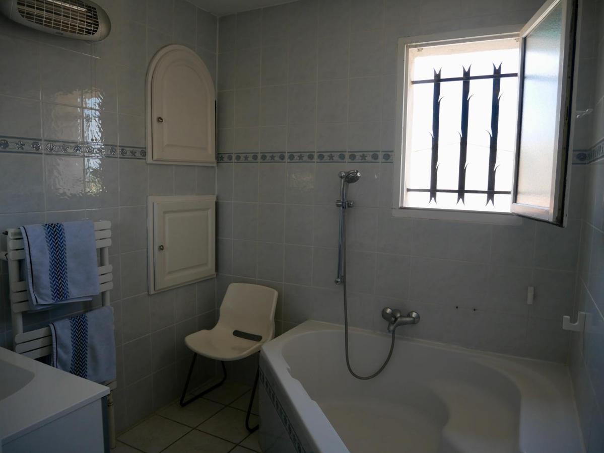 Nature Hostel La Ciotat Buitenkant foto
